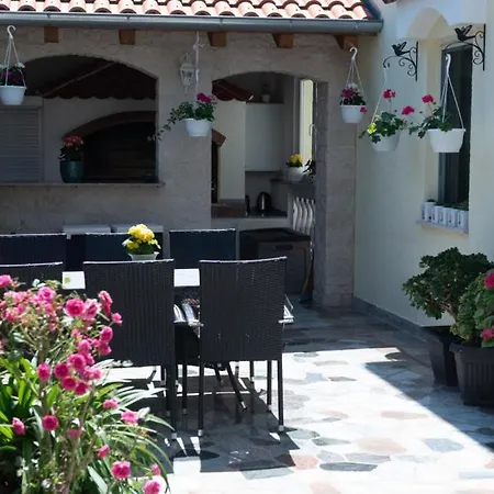 Lucija By Guide Appartement Crikvenica